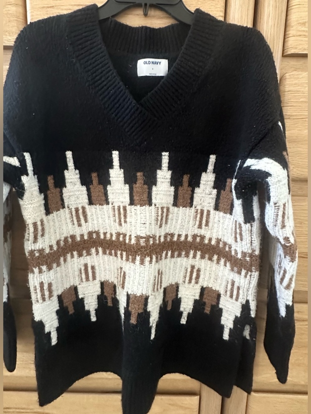 Old Navy Men's Black V-Neck Sweater with Brown & Cream Pattern